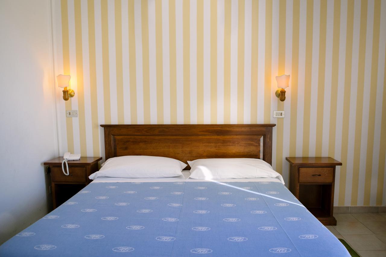 Hotel Giardino Follonica Esterno foto